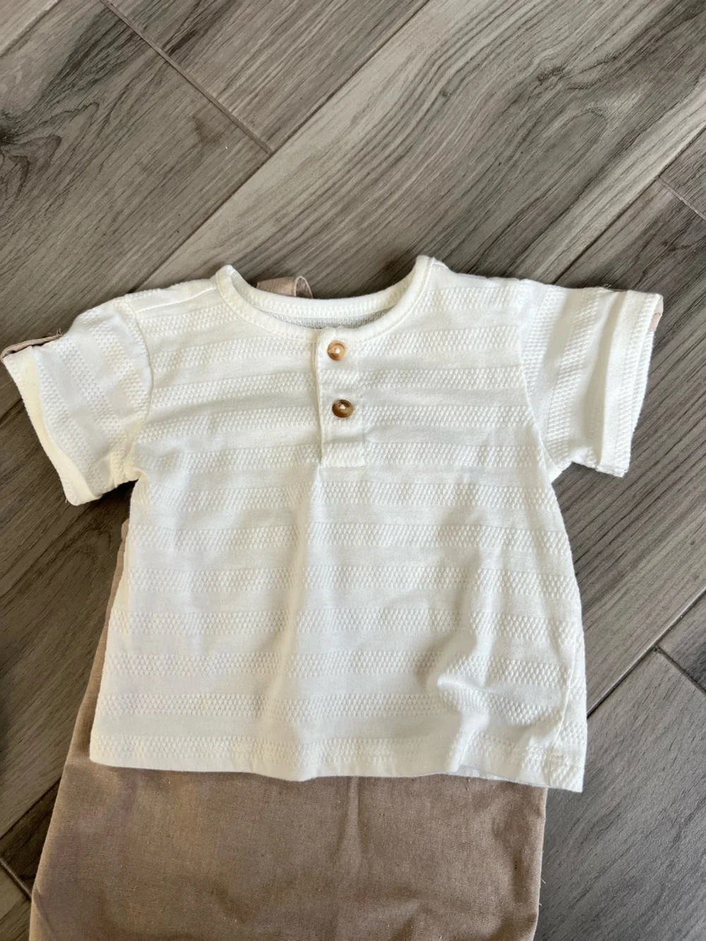 Tahari Cream-Tan Linen-Blend Kids Overalls with White Tee and Hat